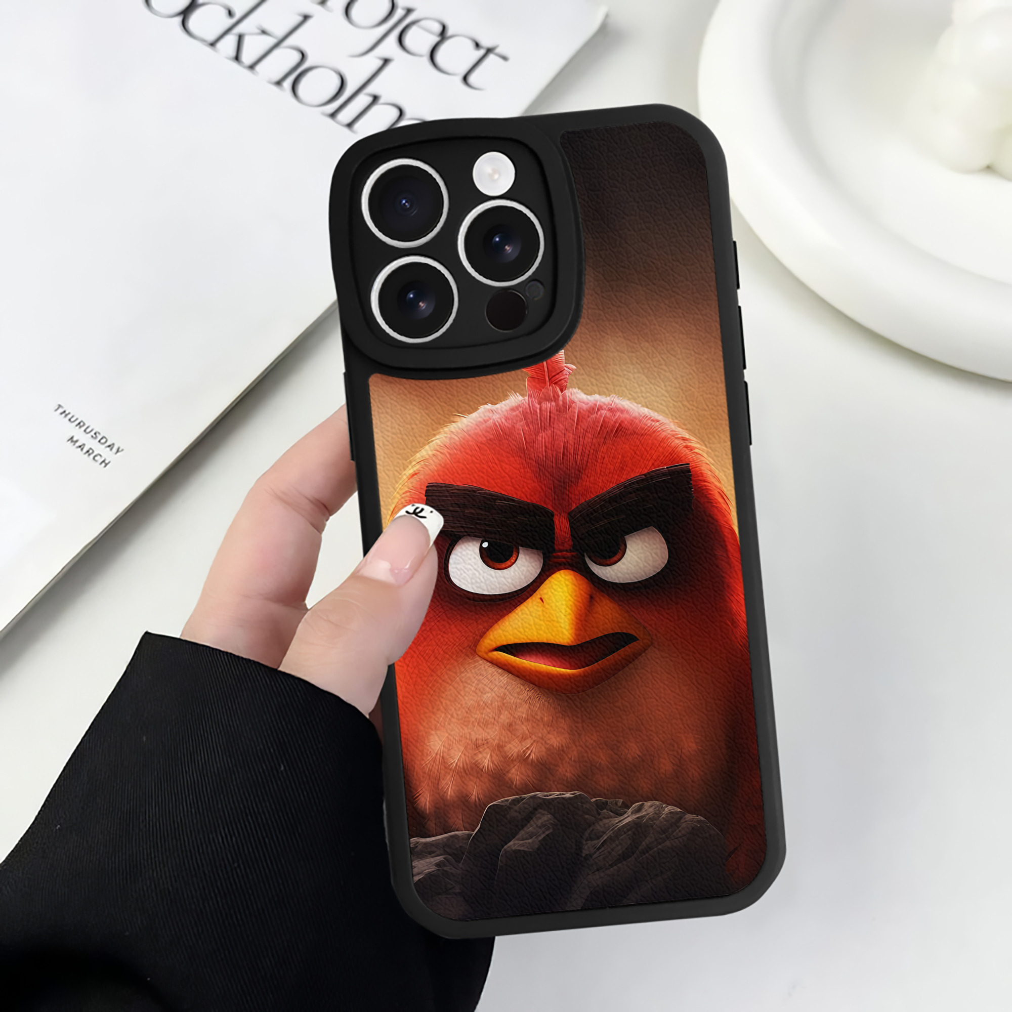 （画像用） Angry Birds アングリーバード 【iPhone 16シリーズ対応】シリコンスマホケース（レザー調） 材質：シリコン